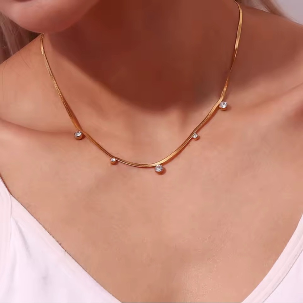 ✨ NEW 18K Gold Plated Crystal Bead Choker | Tarnish Resistant | 16’’✨
